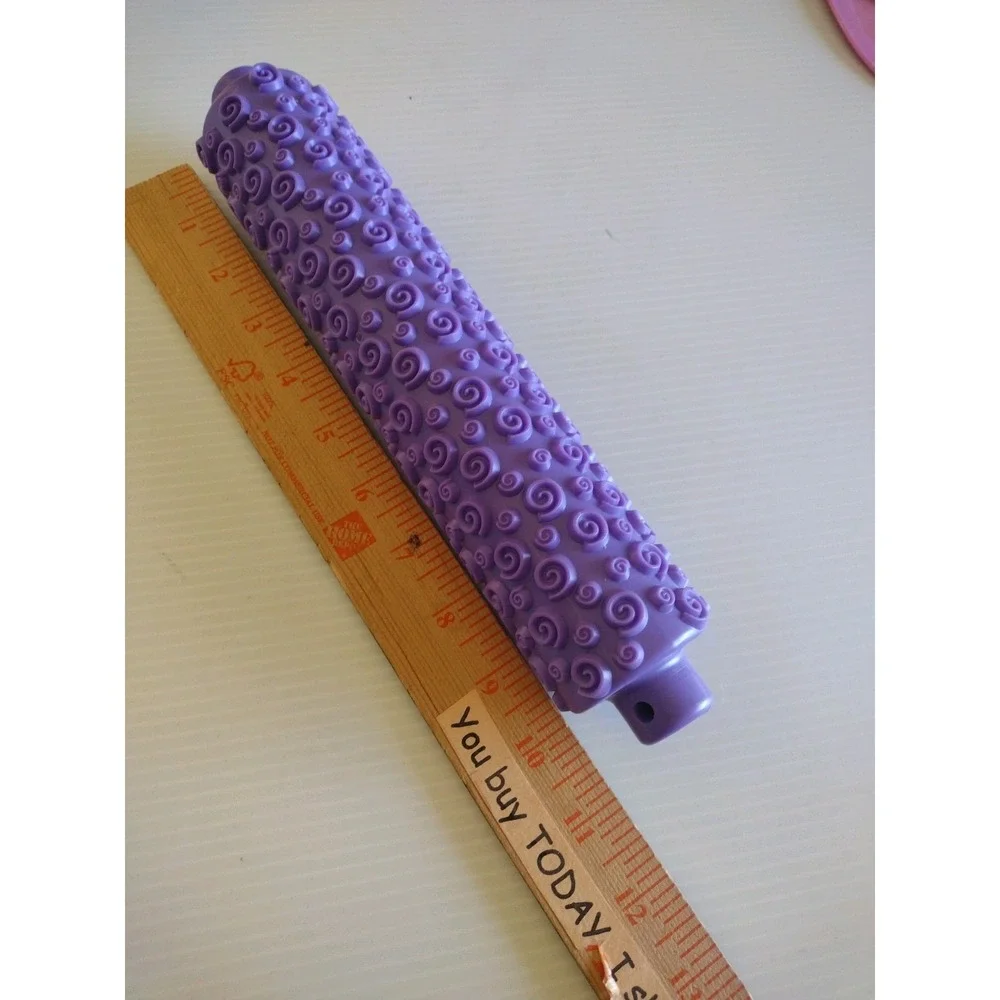 Wilton Fondant Spiral Pattern Rolling Pin‎ - Create Beautiful Embossed Designs